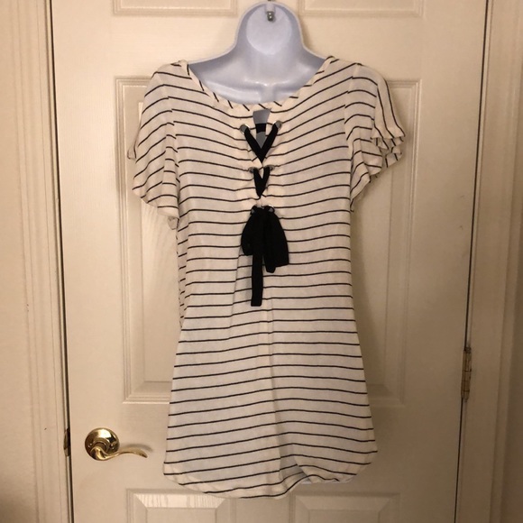 Flutter Sleeve Striped Boho Blouse - Picture 2 of 10